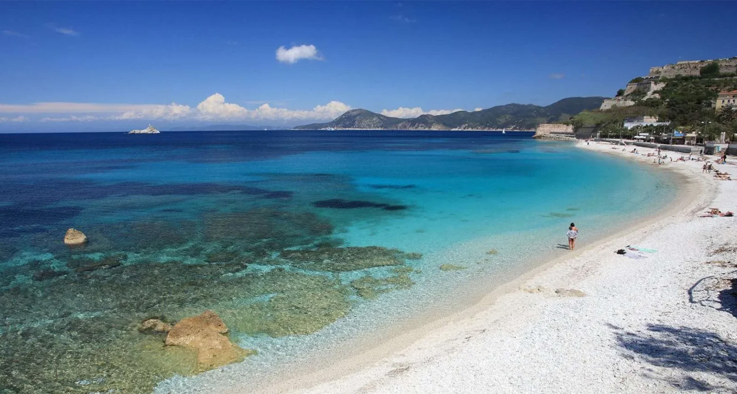 spiaggia ghiaie